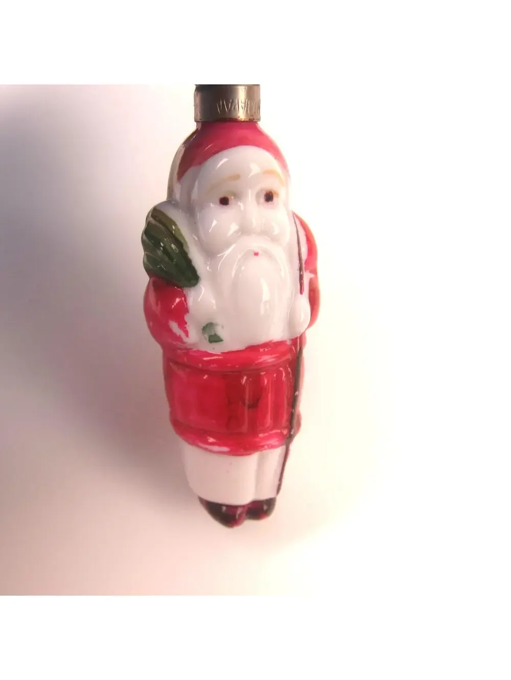 Vintage Santa Claus Christmas Milk Glass Light Bulb C6 Figural w/ Toy Sack Japan